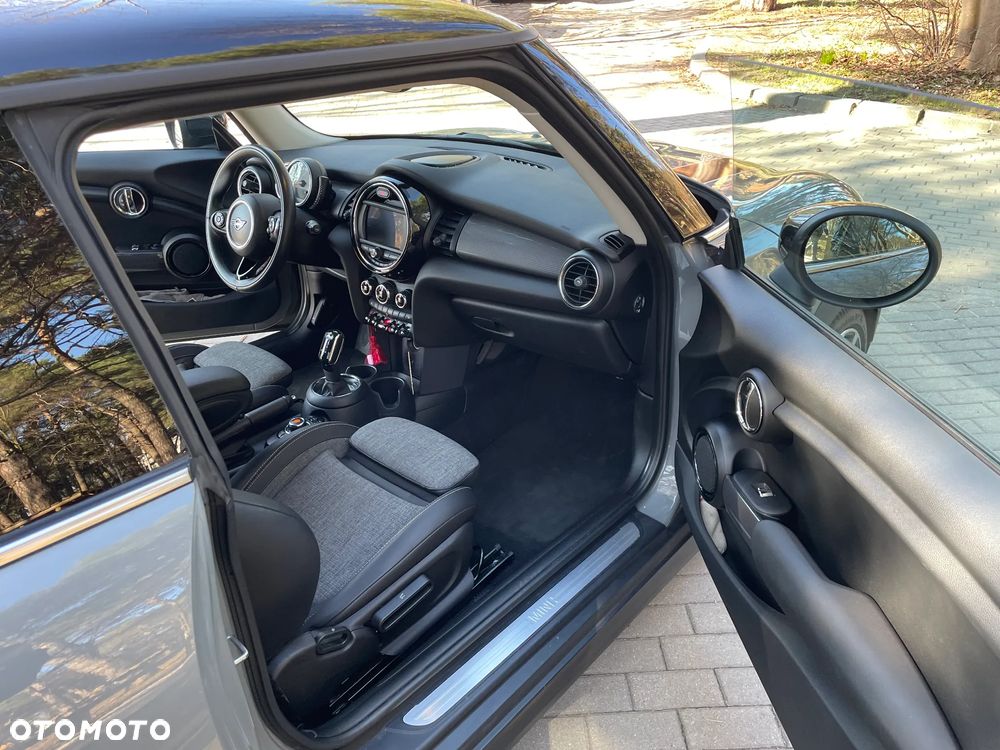 MINI Cooper Seven Chili - 9