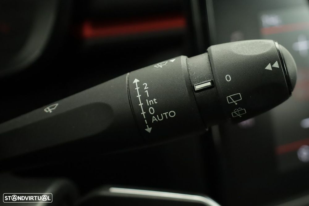 Citroën C3 1.2 PureTech Shine - 18