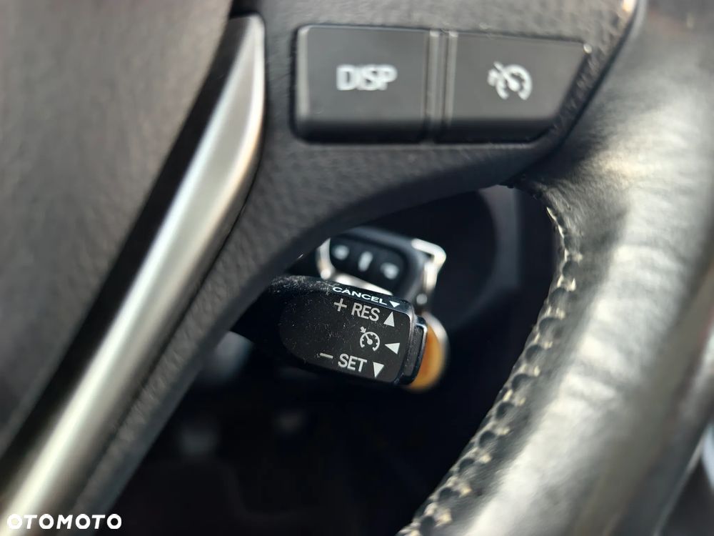 Toyota Auris 2.0 D-4D Executive - 13