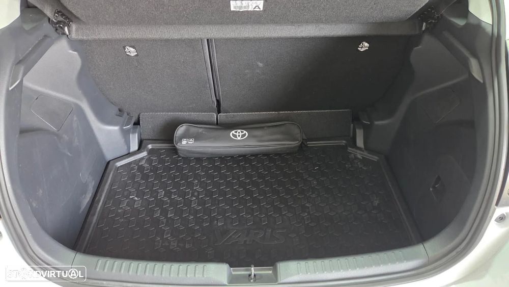 Toyota Yaris 1.5 HDF Comfort Plus - 39