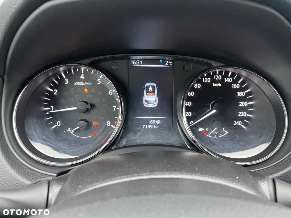 Nissan Qashqai 1.2 DIG-T Acenta EU6 - 19