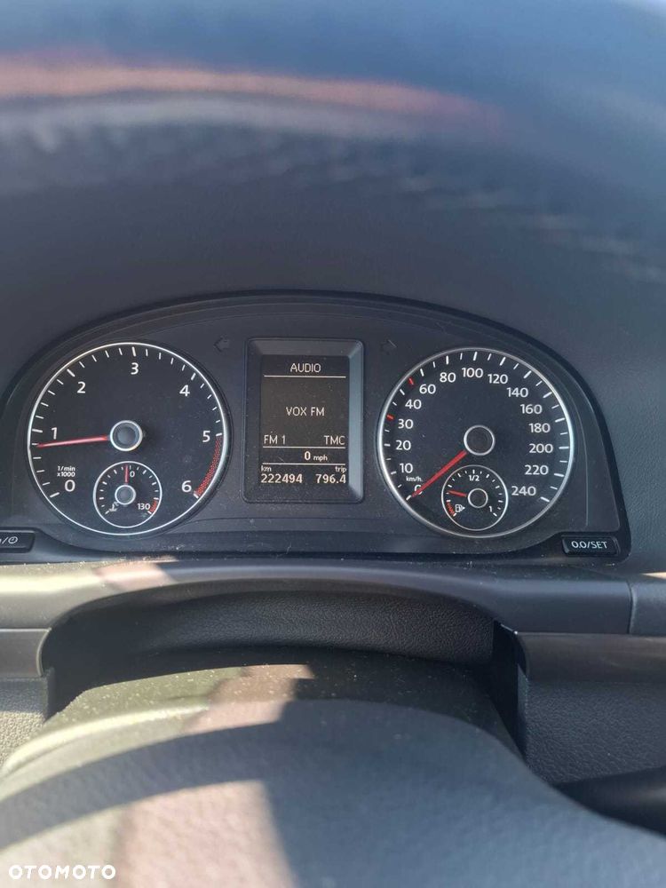 Volkswagen Touran - 8