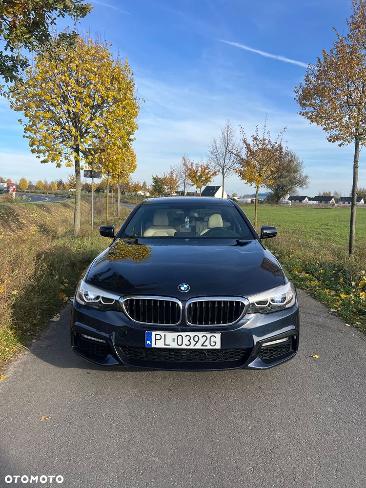 BMW Seria 5 530i Luxury Line - 2