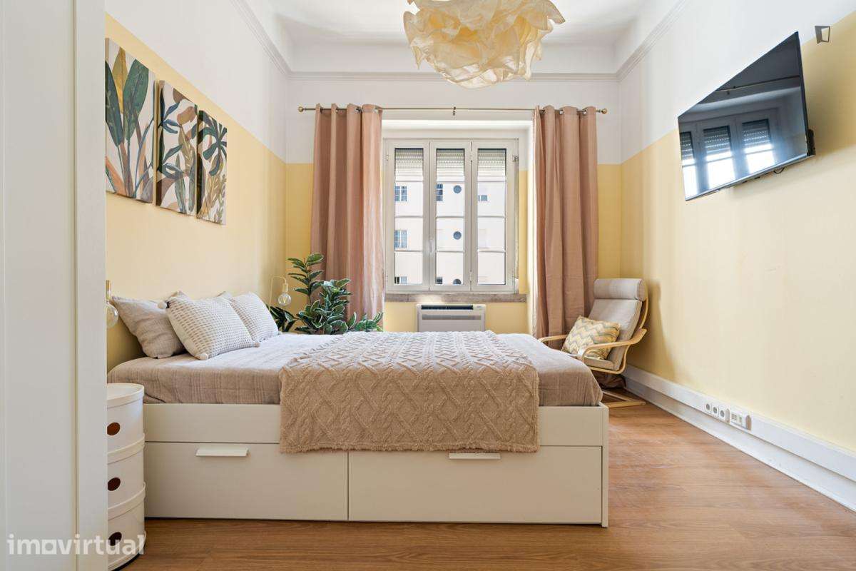 Quarto - localizado em Marquês de Pombal Lisbon - Grande imagem: 2/25
