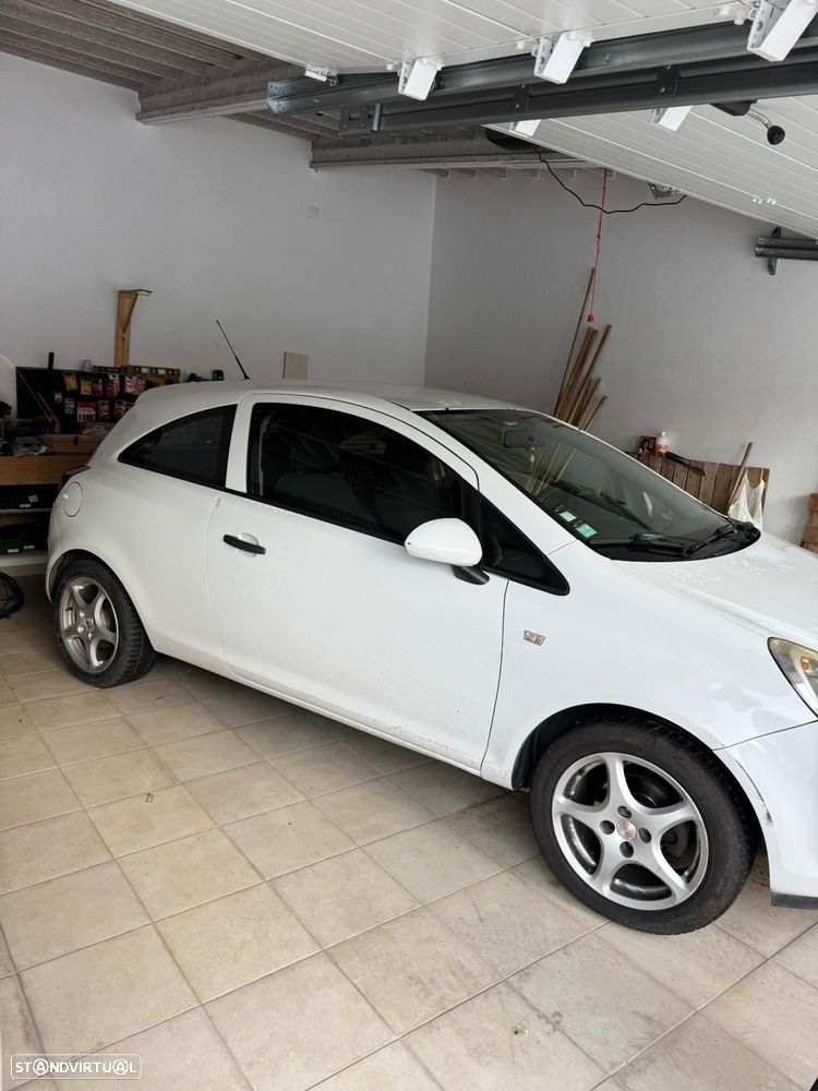 Opel Corsa - 1