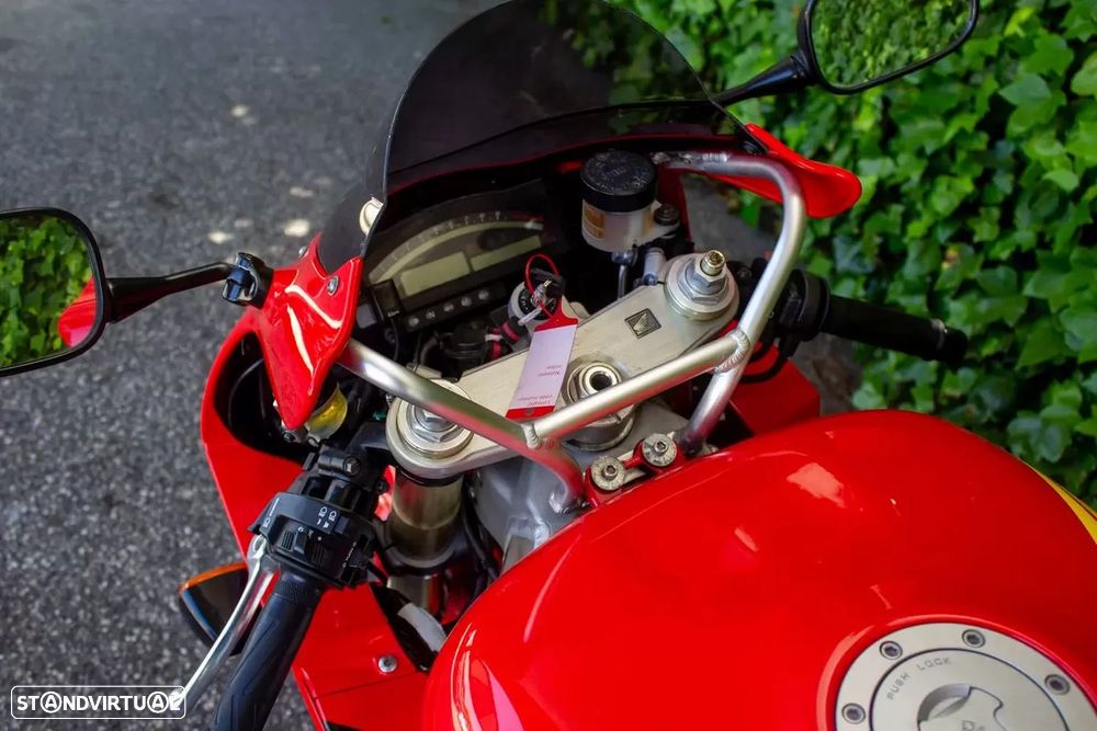 Honda VTR 1000 SP1 - 7