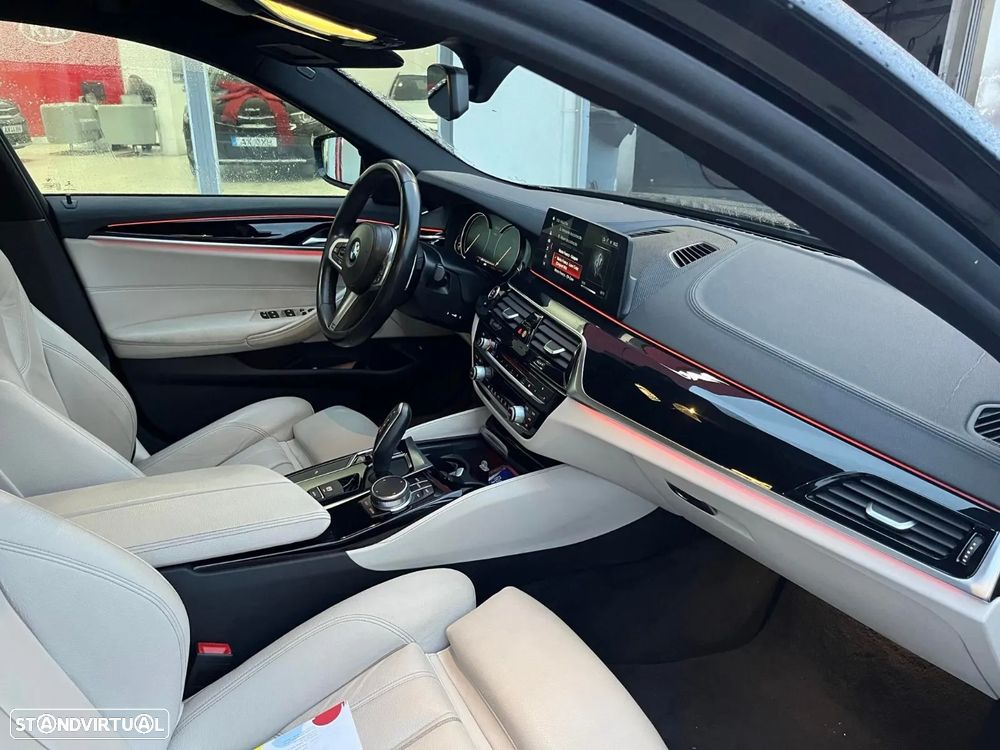 BMW 520 d Pack M Auto - 11