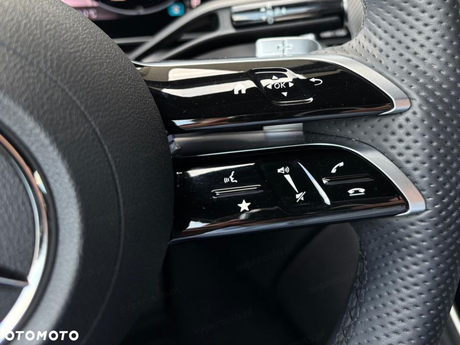 Mercedes-Benz GLC - 11