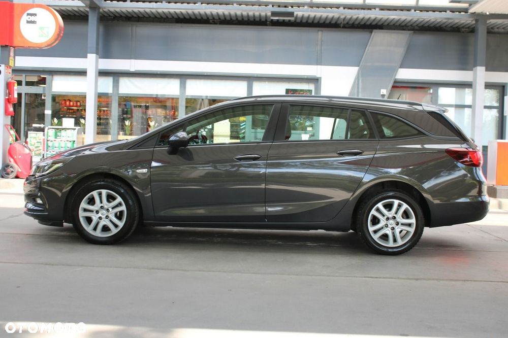 Opel Astra 1.4 T Dynamic - 40
