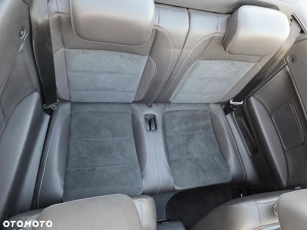 Volkswagen Golf Cabrio - 13