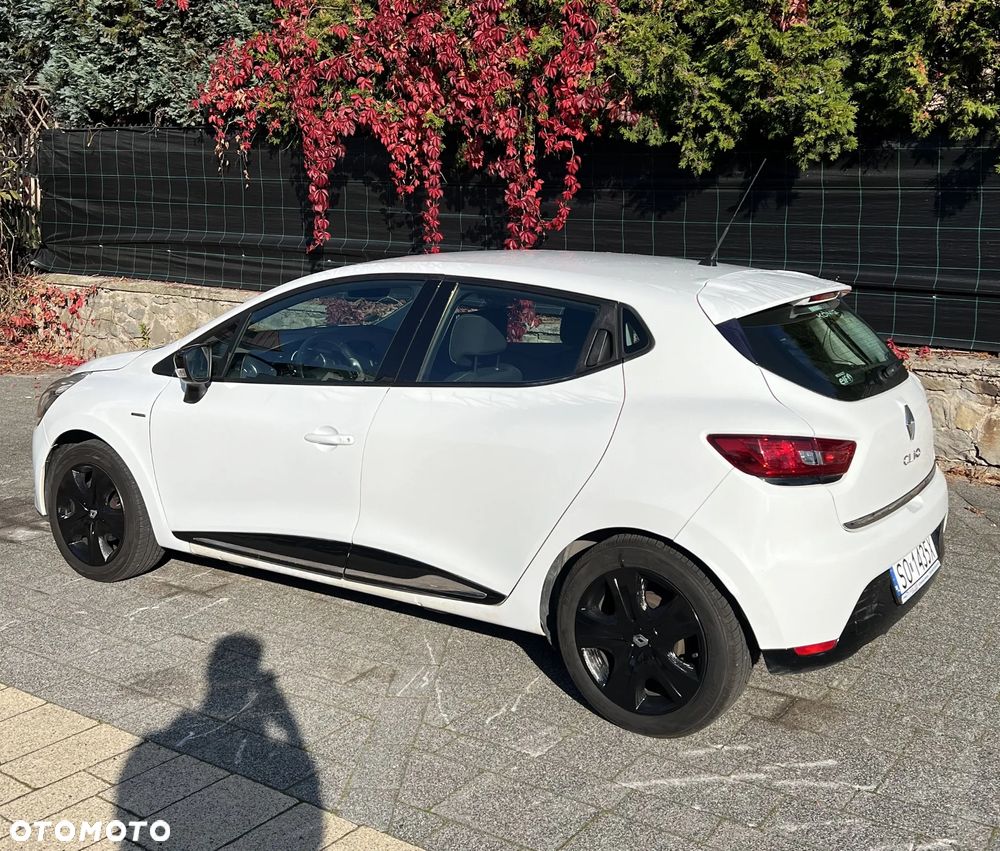 Renault Clio 1.2 16V Limited EU6 - 6