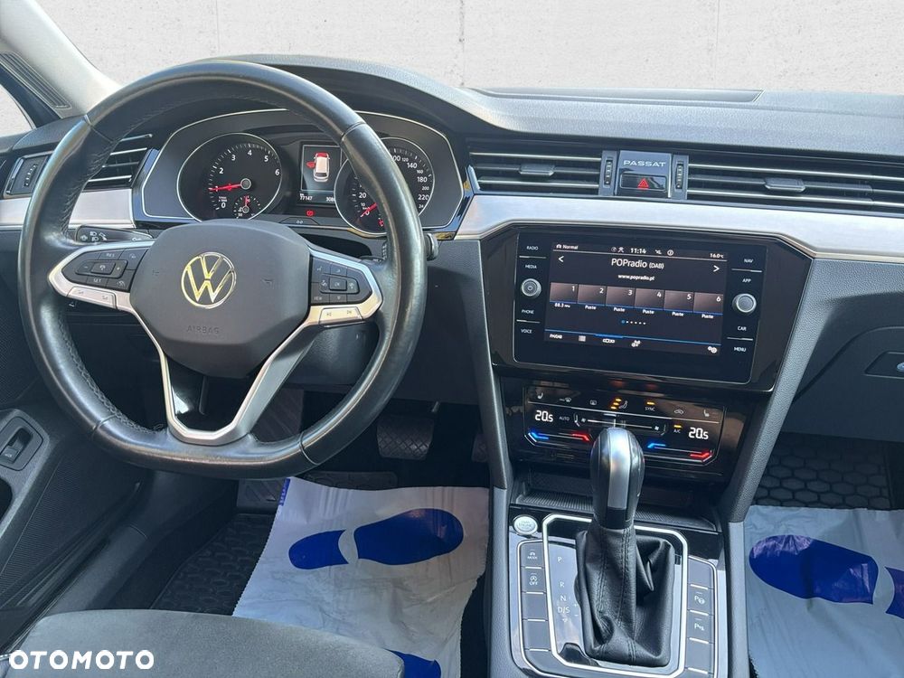Volkswagen Passat 2023