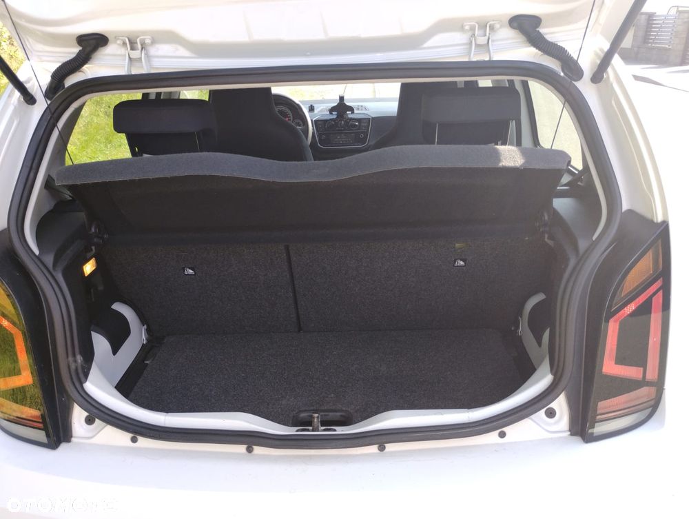 Volkswagen up! 1.0 high EU6 - 7