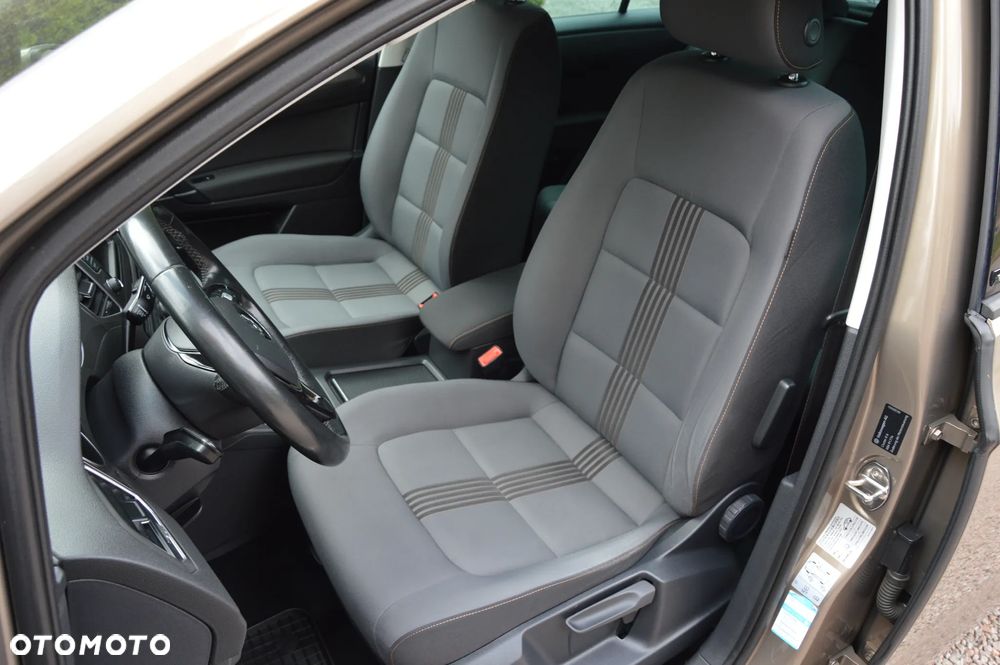 Volkswagen Golf Sportsvan - 18