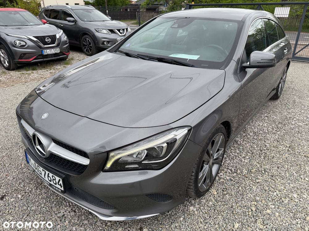 Mercedes-Benz CLA 180 Urban - 10
