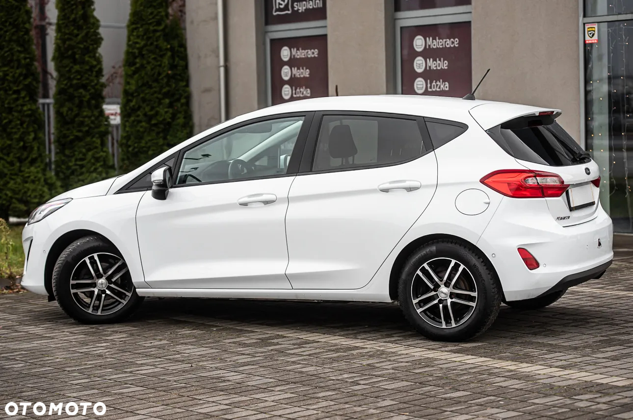 Ford Fiesta - 10