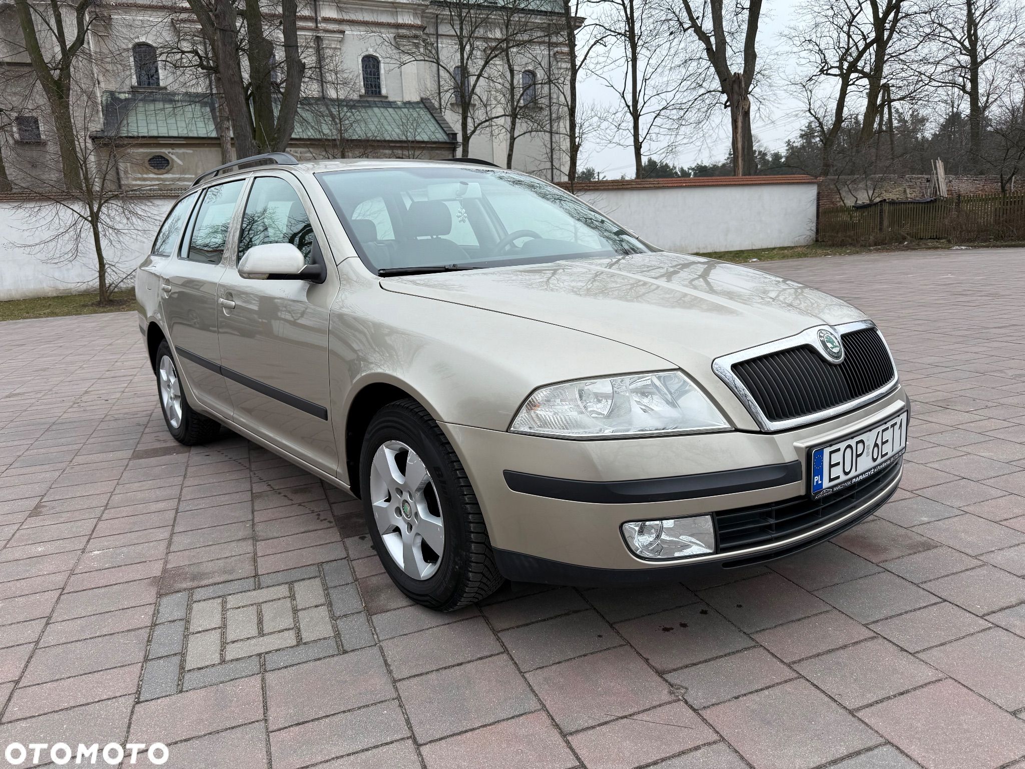 Skoda Octavia 1.6 Automatik Elegance - 1