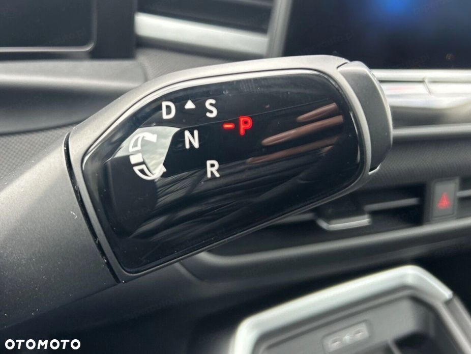 Volkswagen T-Roc 1.5 eTSI Life DSG - 9