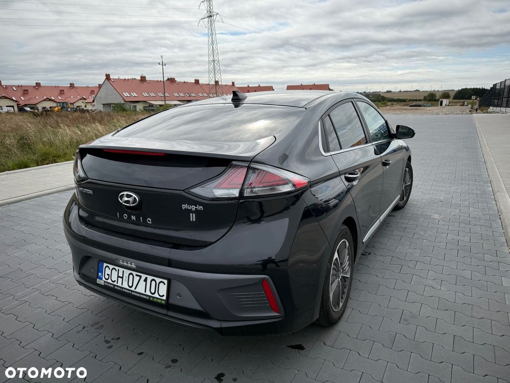 Hyundai IONIQ - 6