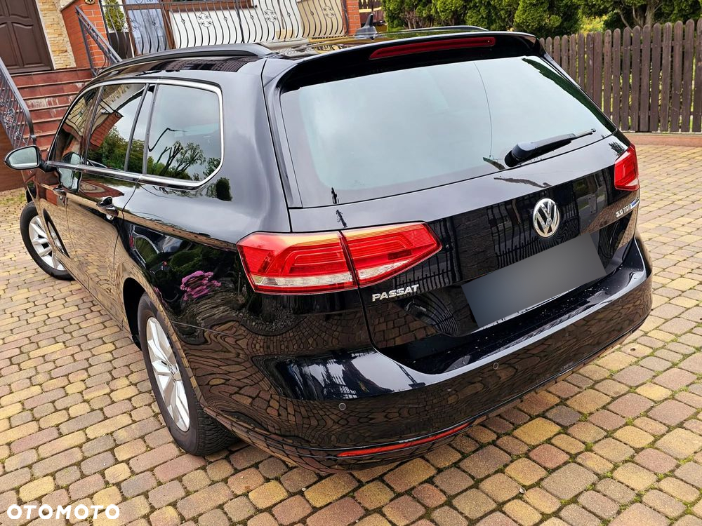 Volkswagen Passat Variant 2.0 TDI DSG (BlueMotion Technology) Comfortline - 16