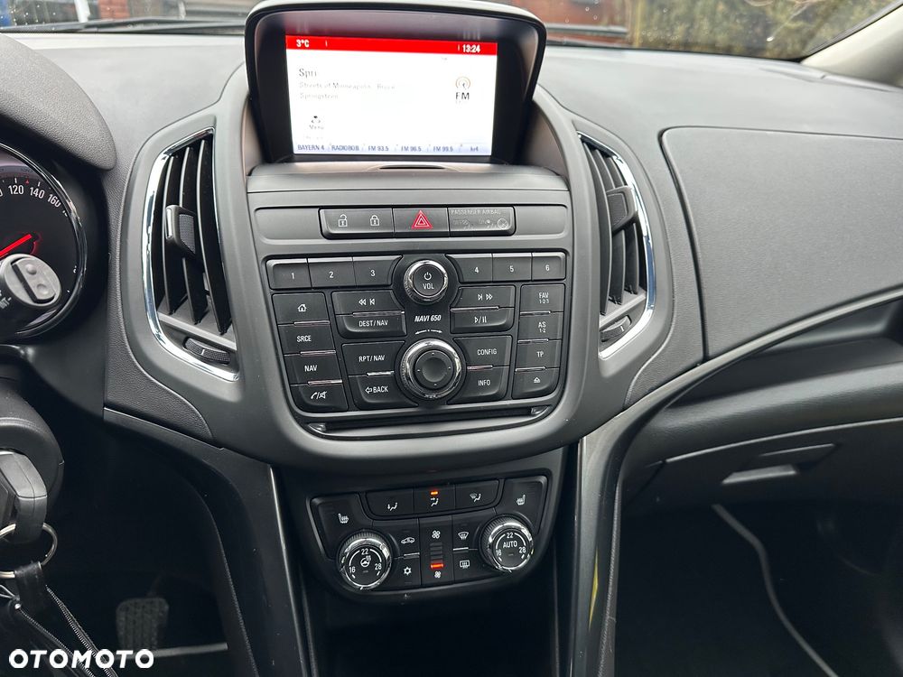 Opel Zafira - 9