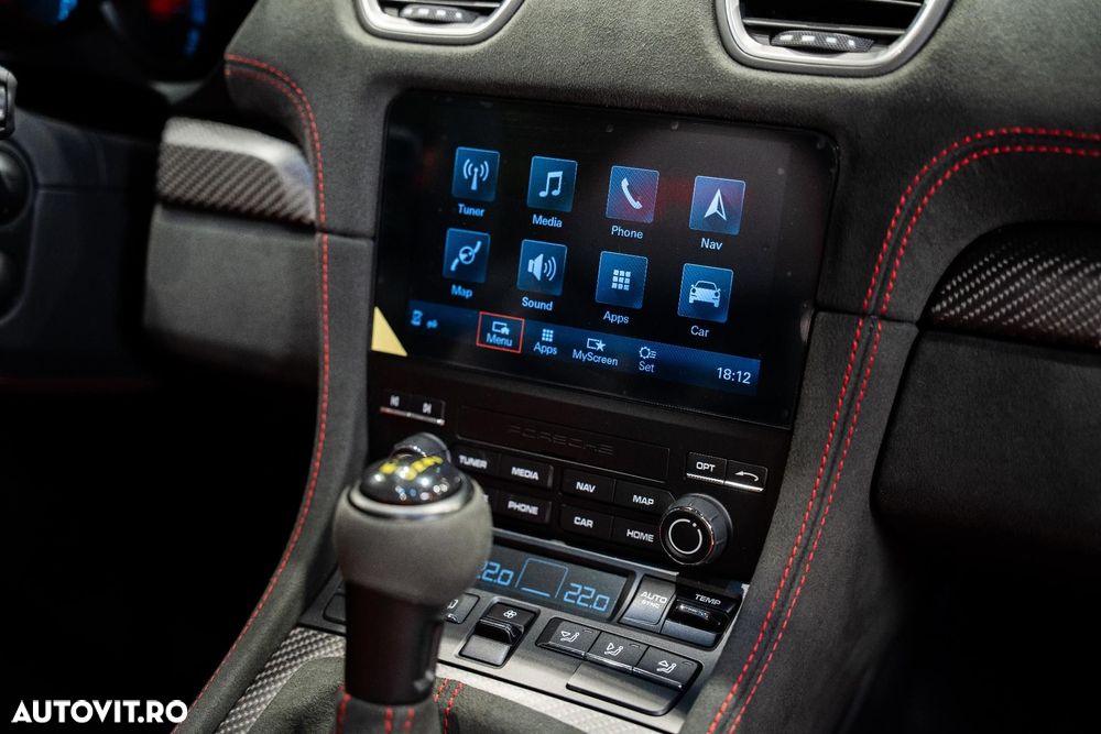 Porsche Boxster 718 Spyder RS - 35