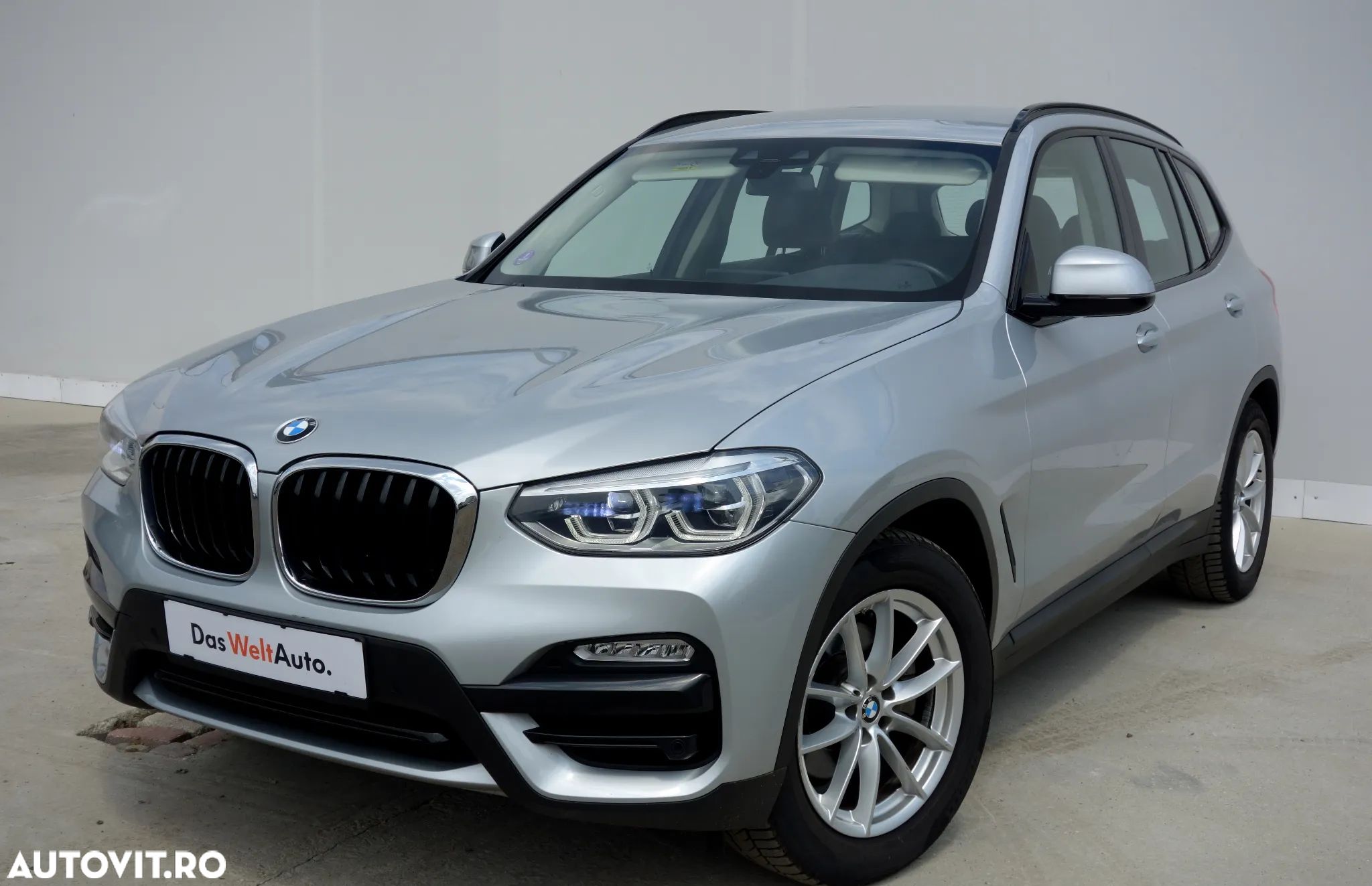 BMW X3 xDrive20i AT - 1
