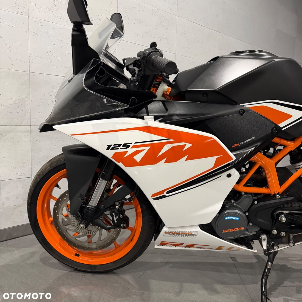 KTM RC 125 - 12