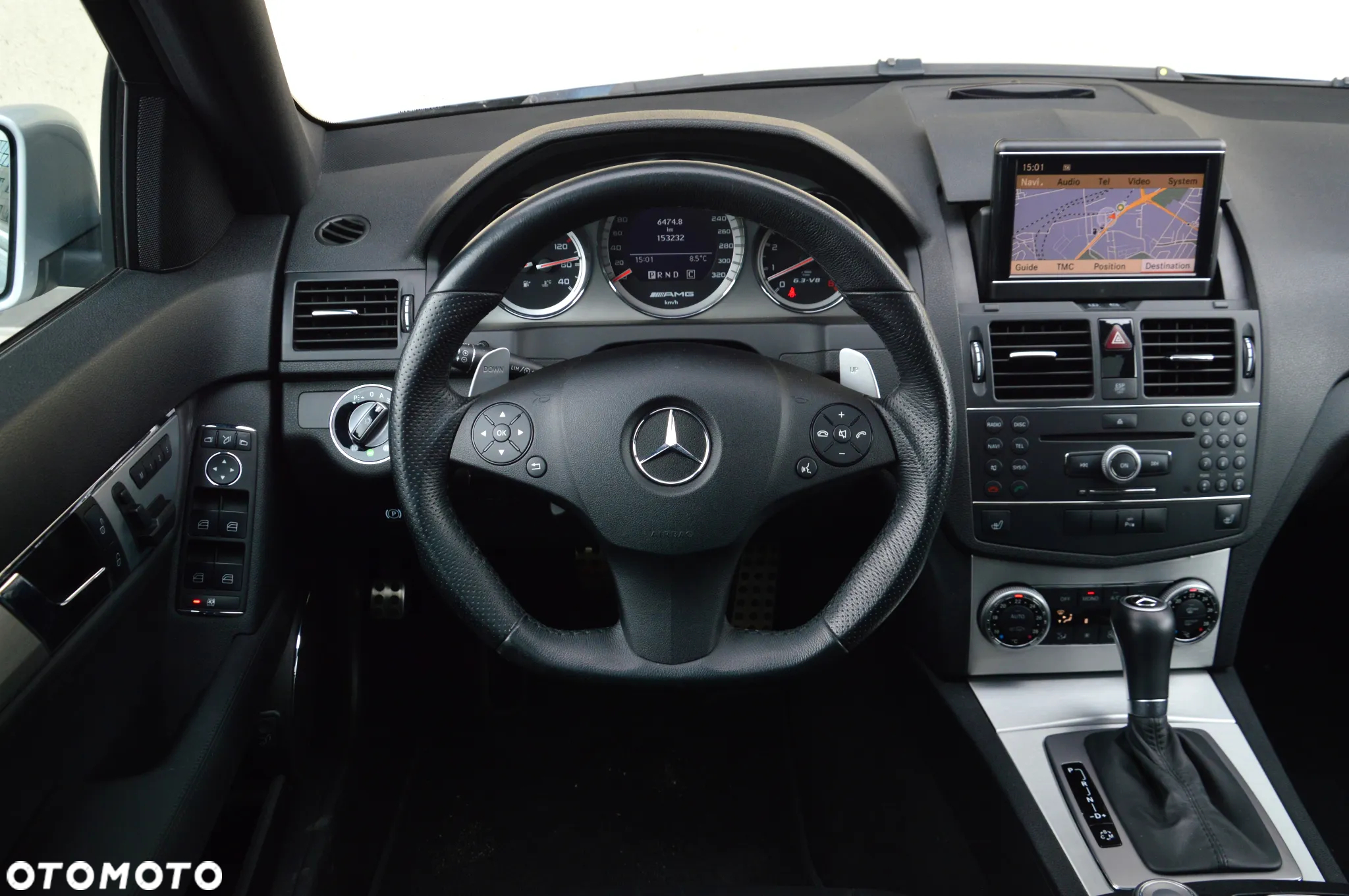 Mercedes-Benz Klasa C 63 AMG - 26