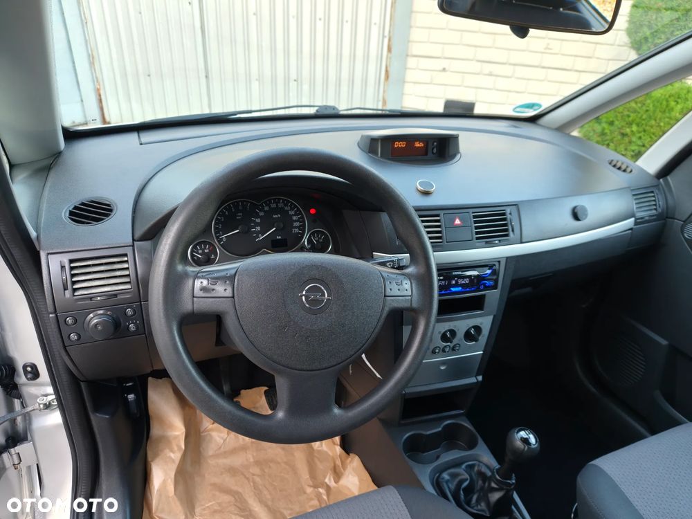 Opel Meriva 2004