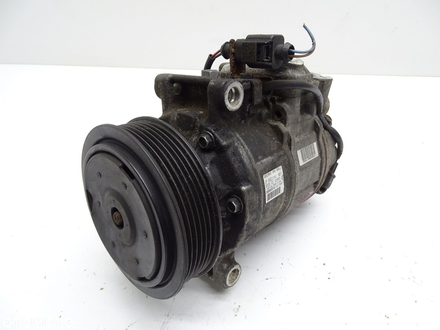 SPRĘŻARKA KOMPRESOR KLIMATYZACJI AUDI A4 B8 A5 8T 8K0260805J - 1