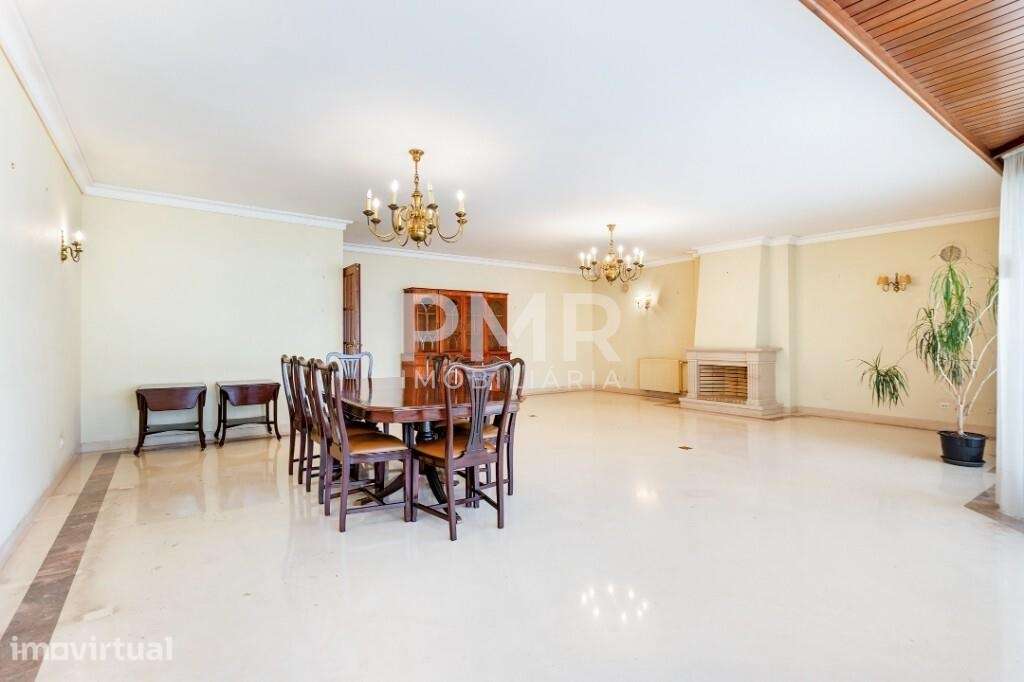 Apartamento T4 no Lumiar - Grande imagem: 3/28