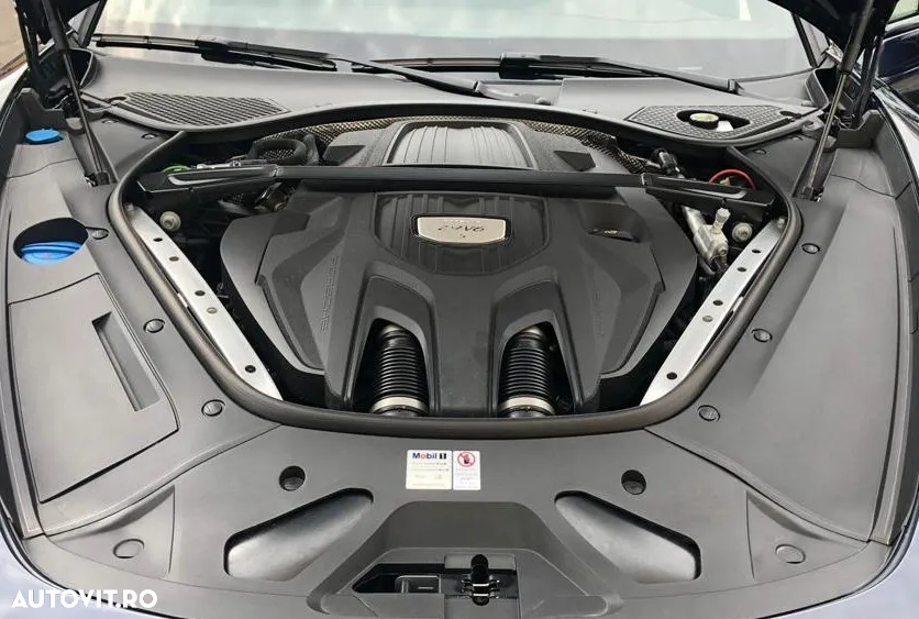 Porsche Panamera 4S - 11