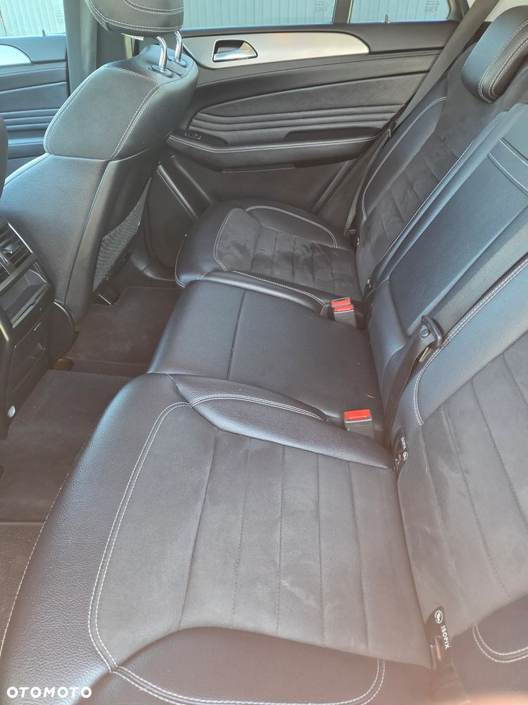Mercedes-Benz ML 350 BlueTec 4-Matic - 9