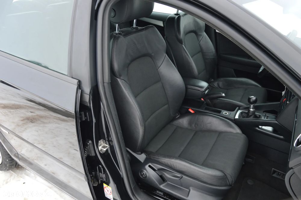 Audi A3 Sportback 2.0 TDI DPF S line Sportpaket plus - 27