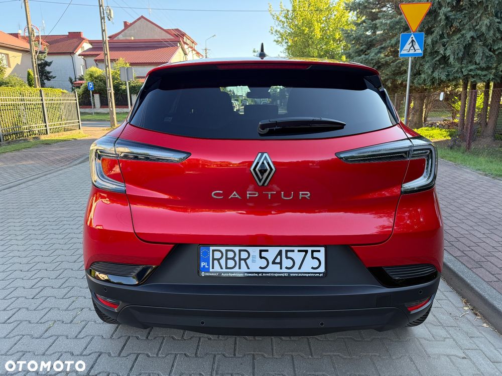 Renault Captur 1.3 TCe mHEV Techno - 8