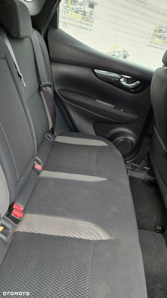 Nissan Qashqai - 25