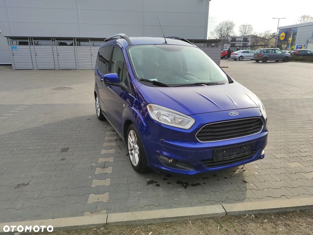 Ford Tourneo Courier 1.0 EcoBoost Titanium - 21