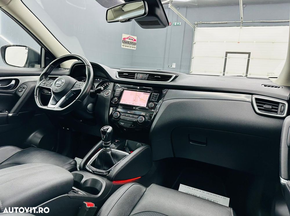 Nissan Qashqai 1.3 DIG-T TEKNA - 23