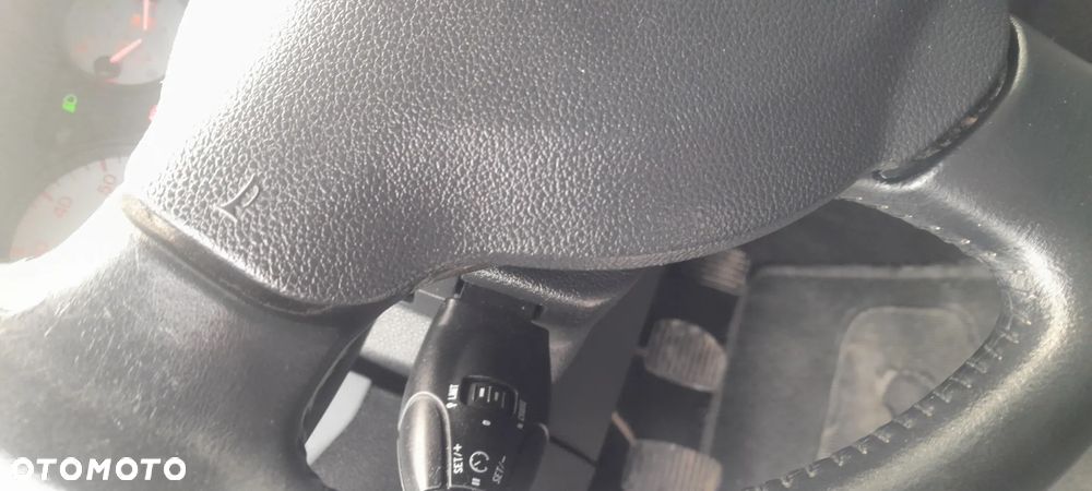 Citroën Berlingo Multispace HDi 90 FAP Tendance - 22