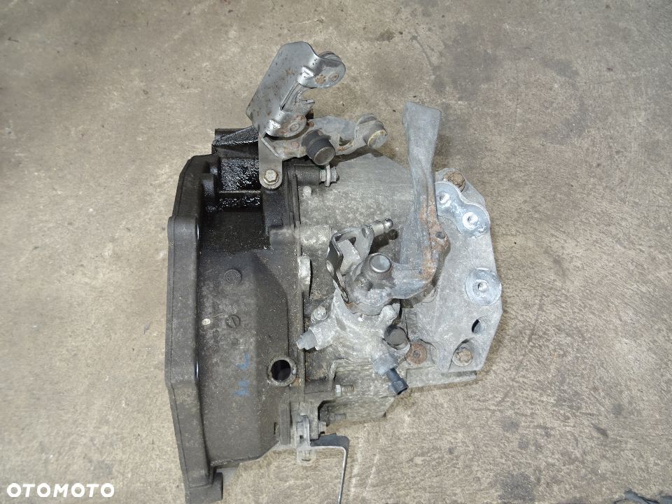 SKRZYNIA BIEGÓW F40 OPEL SIGNUM VECTRA C 2,0T Z20NET SAAB 2.0 TURBO - 2