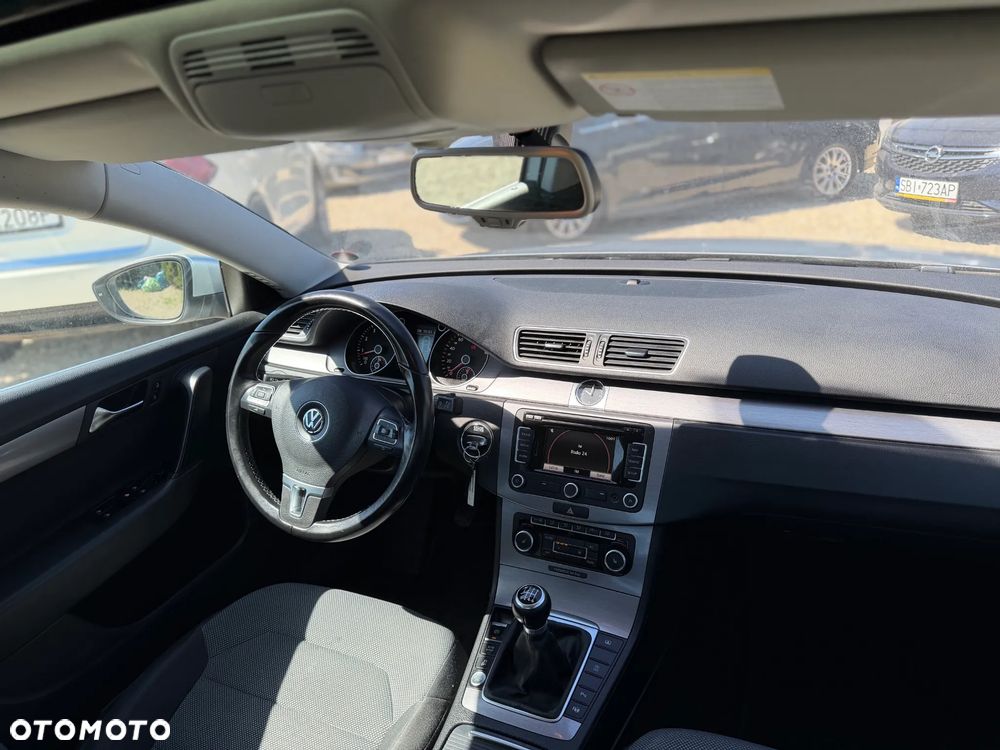 Volkswagen Passat 1.4 TSI BlueMotion Technology Highline - 13