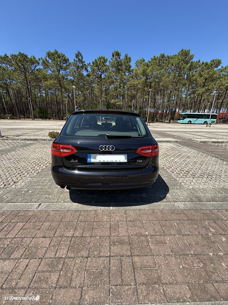 Audi A4 Avant 2.0 TDI Business Line Sport - 5
