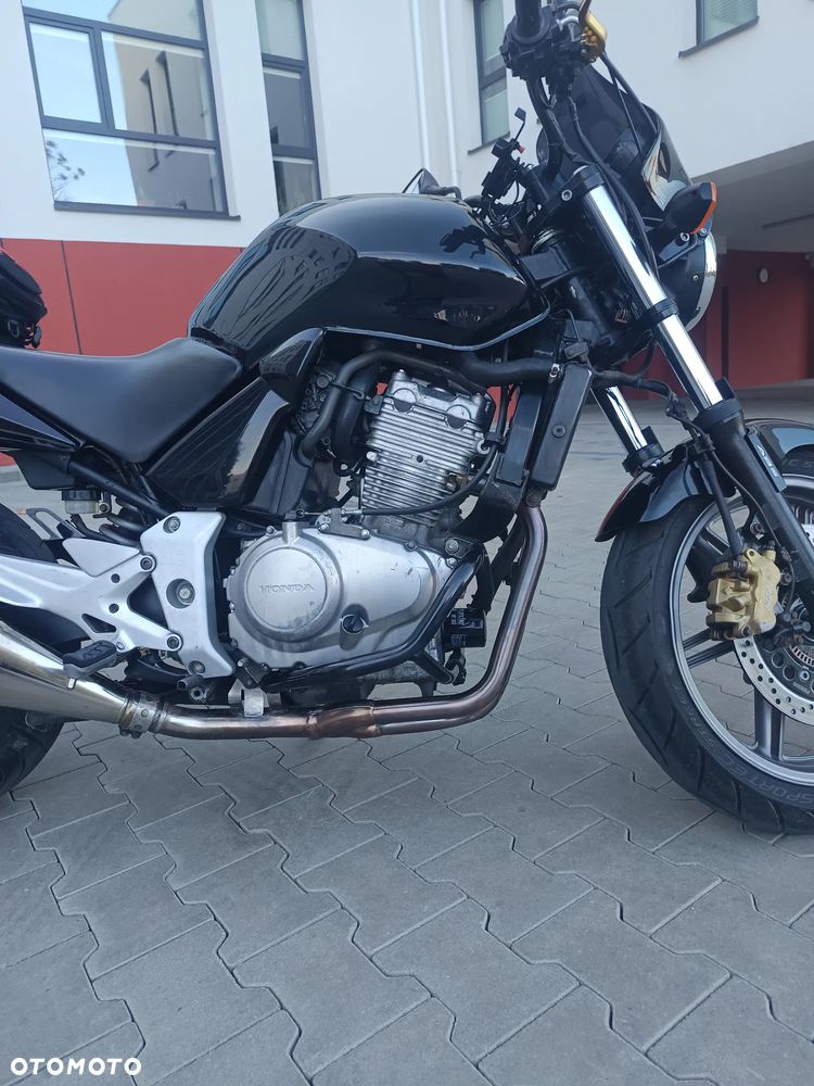 Honda CBF - 17