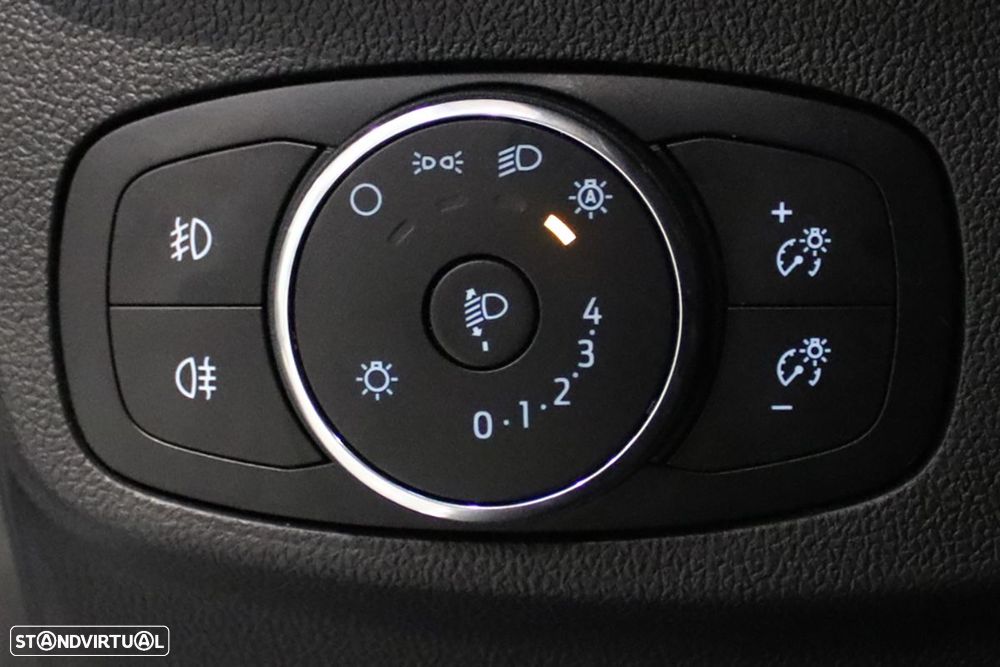 Ford Focus 1.0 EcoBoost MHEV ST-Line - 19