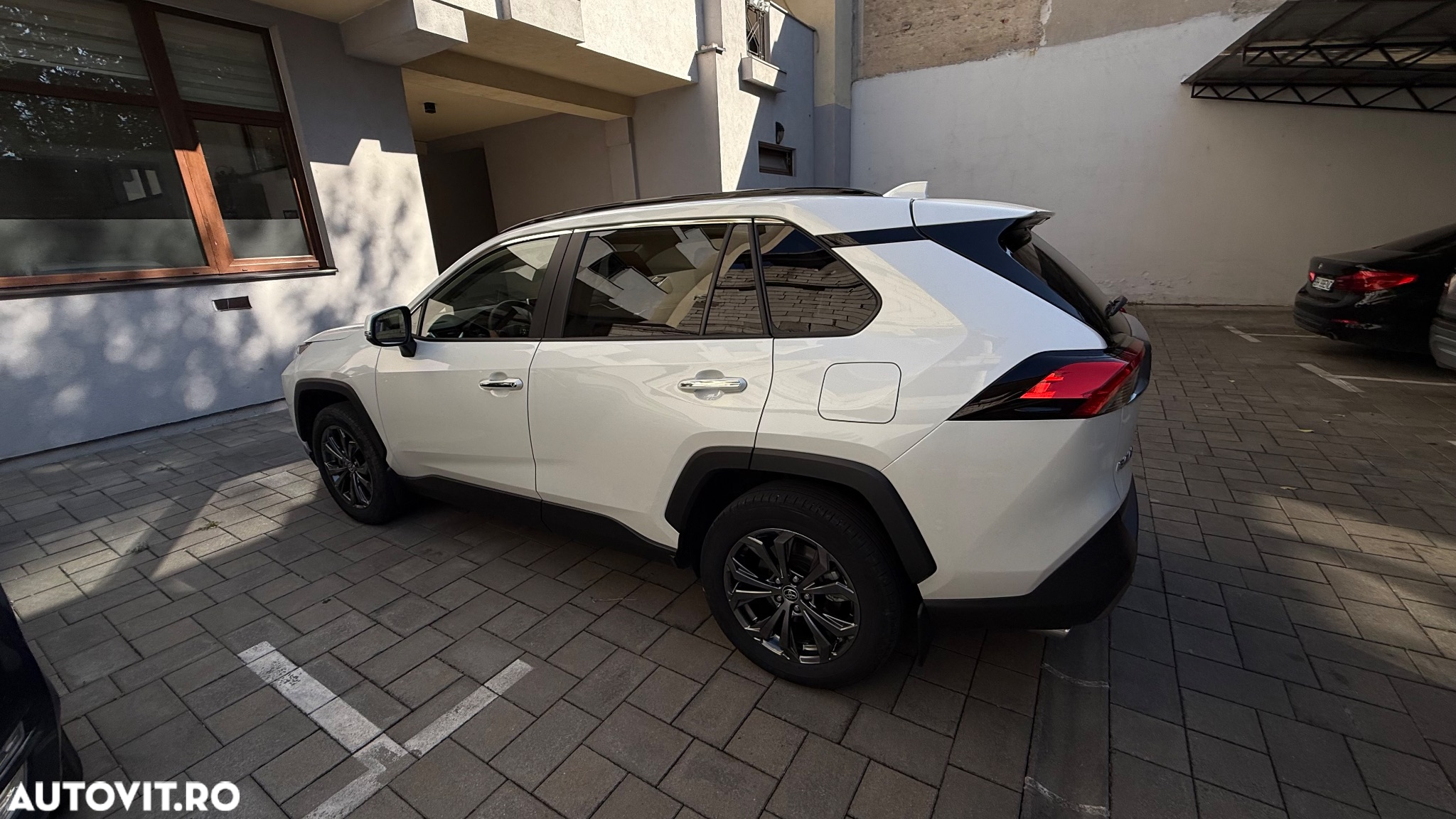 Toyota RAV4 2.5 Hybrid VVT-iE 4x2 Dynamic - 6