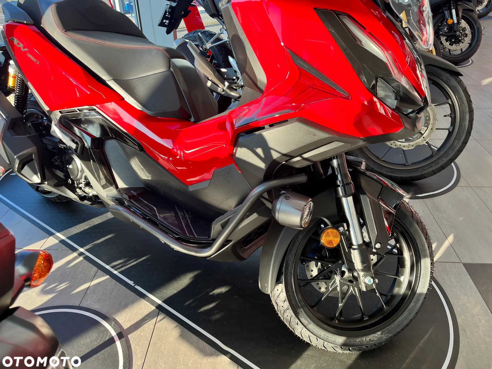 Honda X-ADV - 14