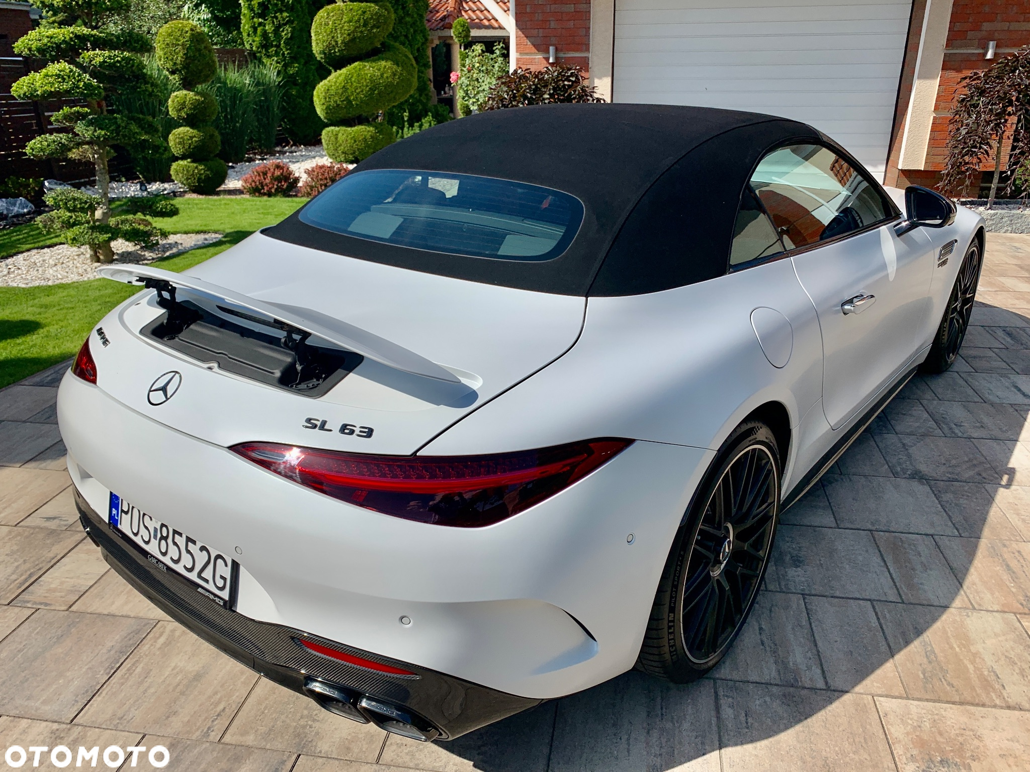 Mercedes-Benz SL AMG 63 4Matic+ AMG SPEEDSHIFT MCT 9G - 17