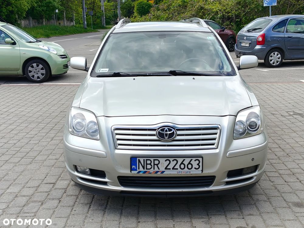 Toyota Avensis 2.0 VVT-i Travel - 19