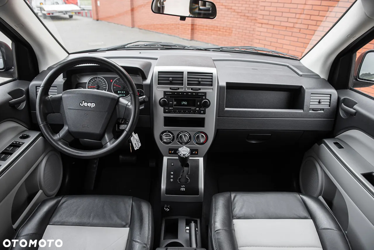 Jeep Compass 2.4I 4x4 Automatik Limited - 24